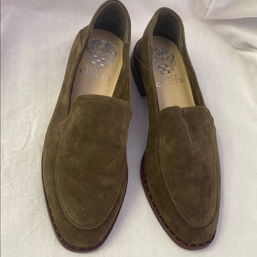 Vince Camuto Women’s Green Suede Slip-On Loafers